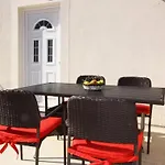 Apartments Dubreta